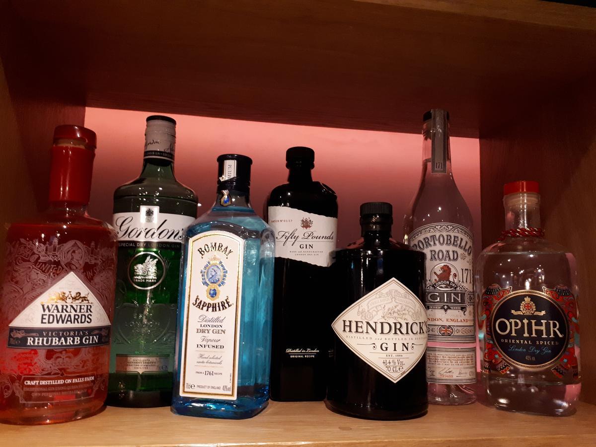 카나번 Ty Glyndwr Bunkhouse, Bar And Cafe 호스텔 외부 사진