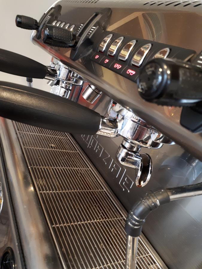 카나번 Ty Glyndwr Bunkhouse, Bar And Cafe 호스텔 외부 사진